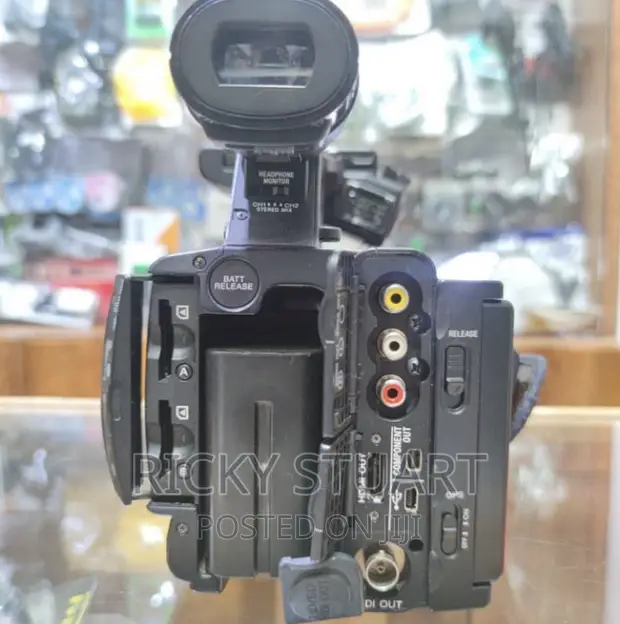 Sony HXR-NX5U NXCAM Professional Camcorder in Central Division
