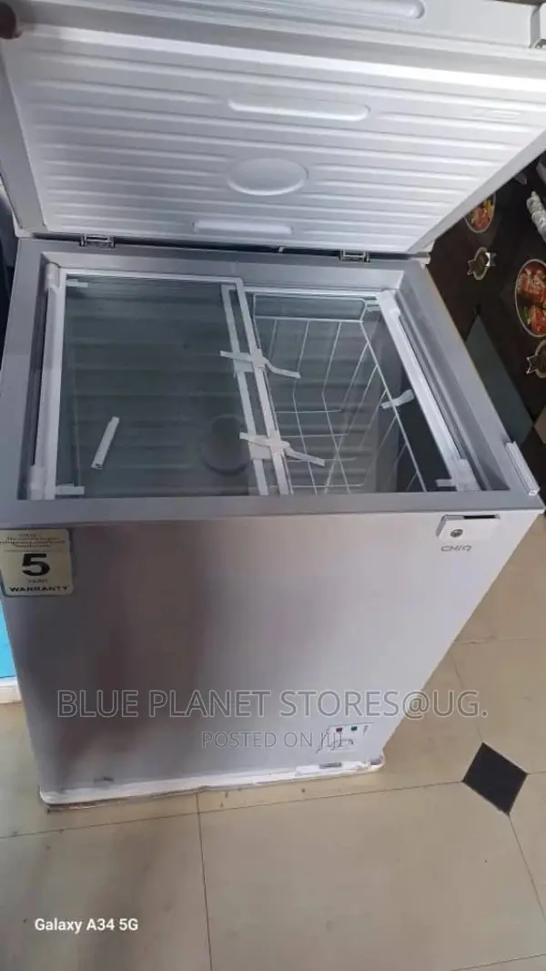 CHIQ 200litres Chest/Deep Freezers \\ CF-200