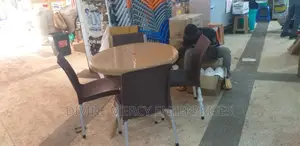 Steel Leg Chair With Atable