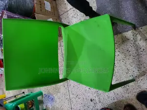Plastic Nice Chairs