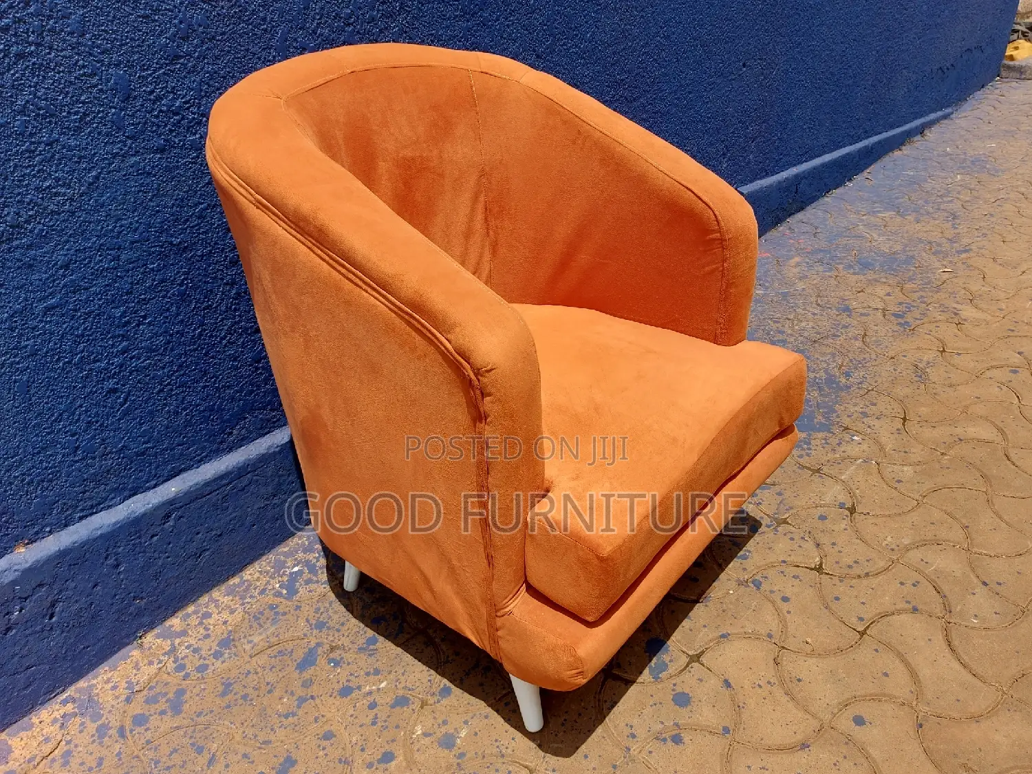 Lovable Wing Chair