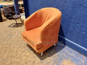 Lovable Wing Chair