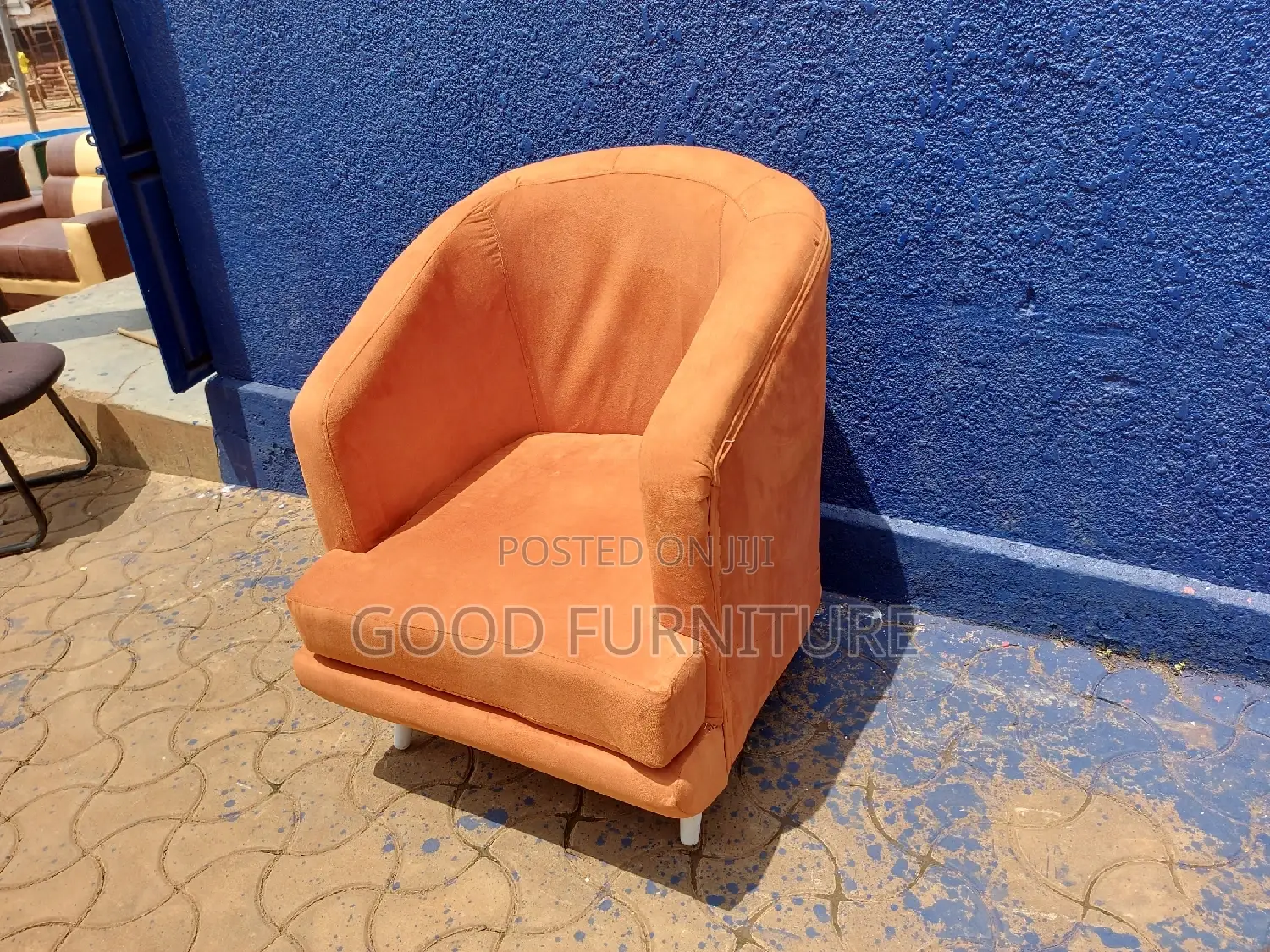 Lovable Wing Chair