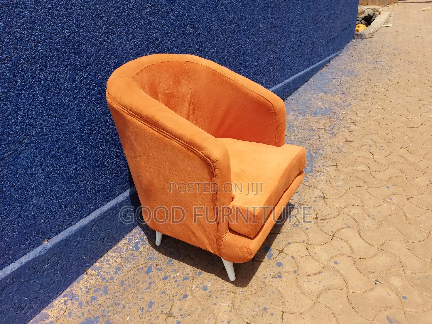 Lovable Wing Chair