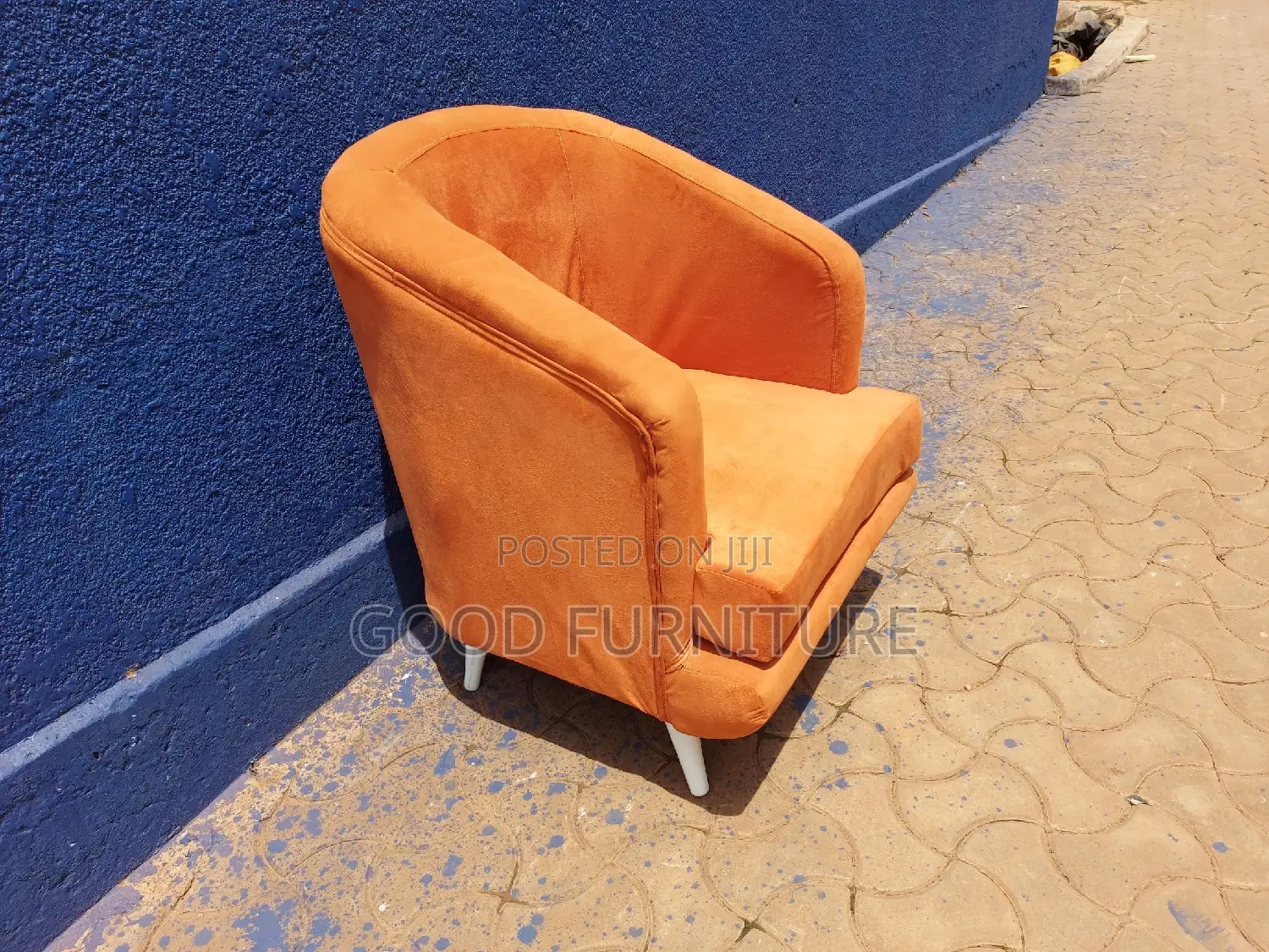 Lovable Wing Chair
