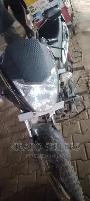 Mahindra Gusto 125 2020 Black