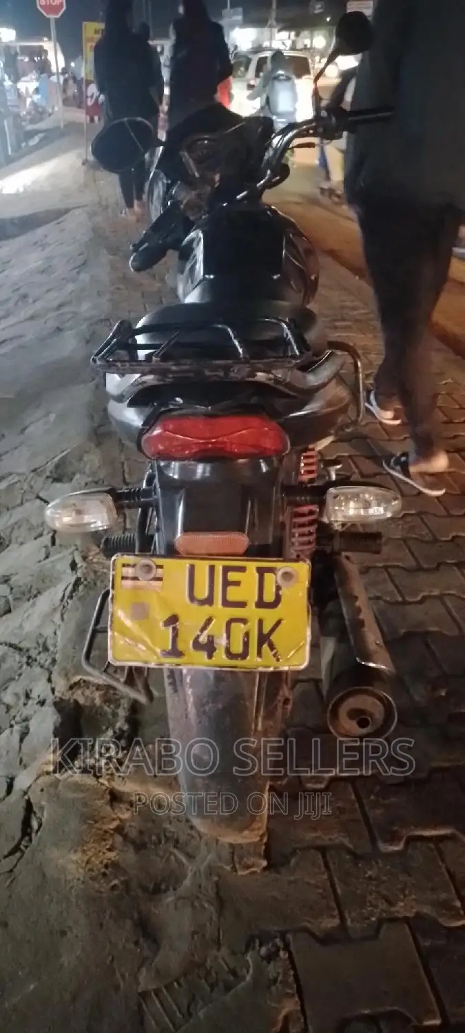 Mahindra Gusto 125 2020 Black
