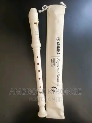 YAMAHA YRS-23 Soprano/Descant Recorder Flute Straight.