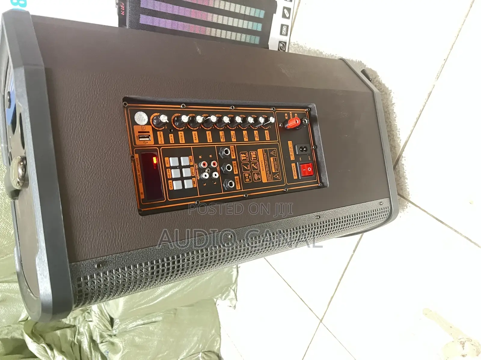 512 NDR Rechargeable Speaker