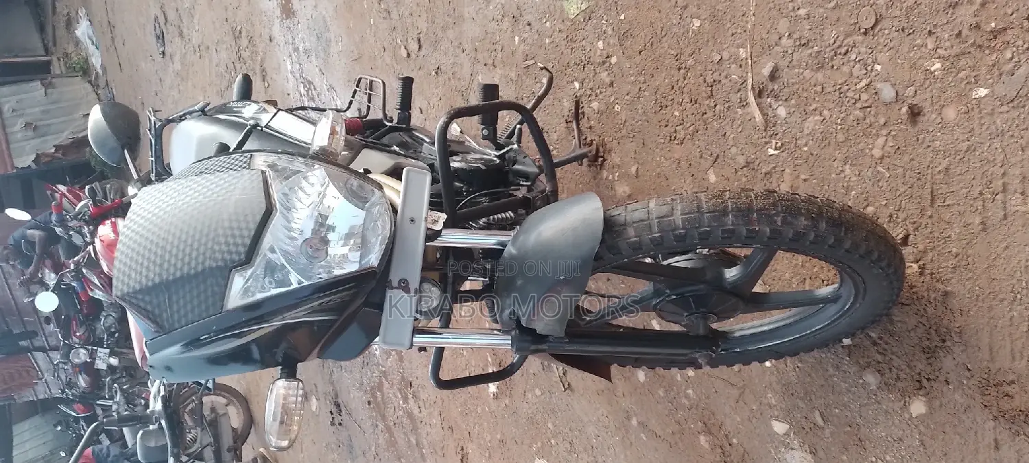 Mahindra Gusto 125 2020 Black