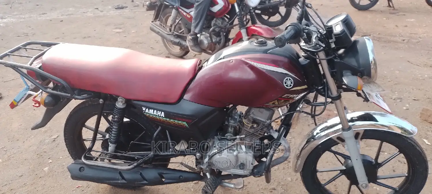 Yamaha Crux 2020 Orange