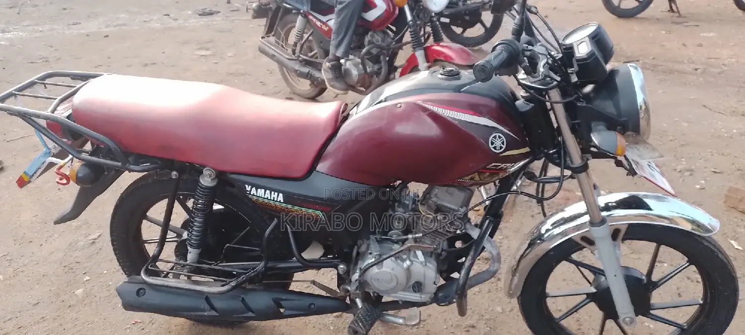 Yamaha Crux 2020 Orange