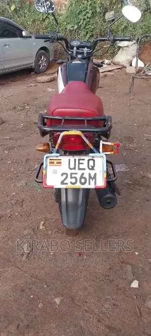 Yamaha Crux 2020 Orange