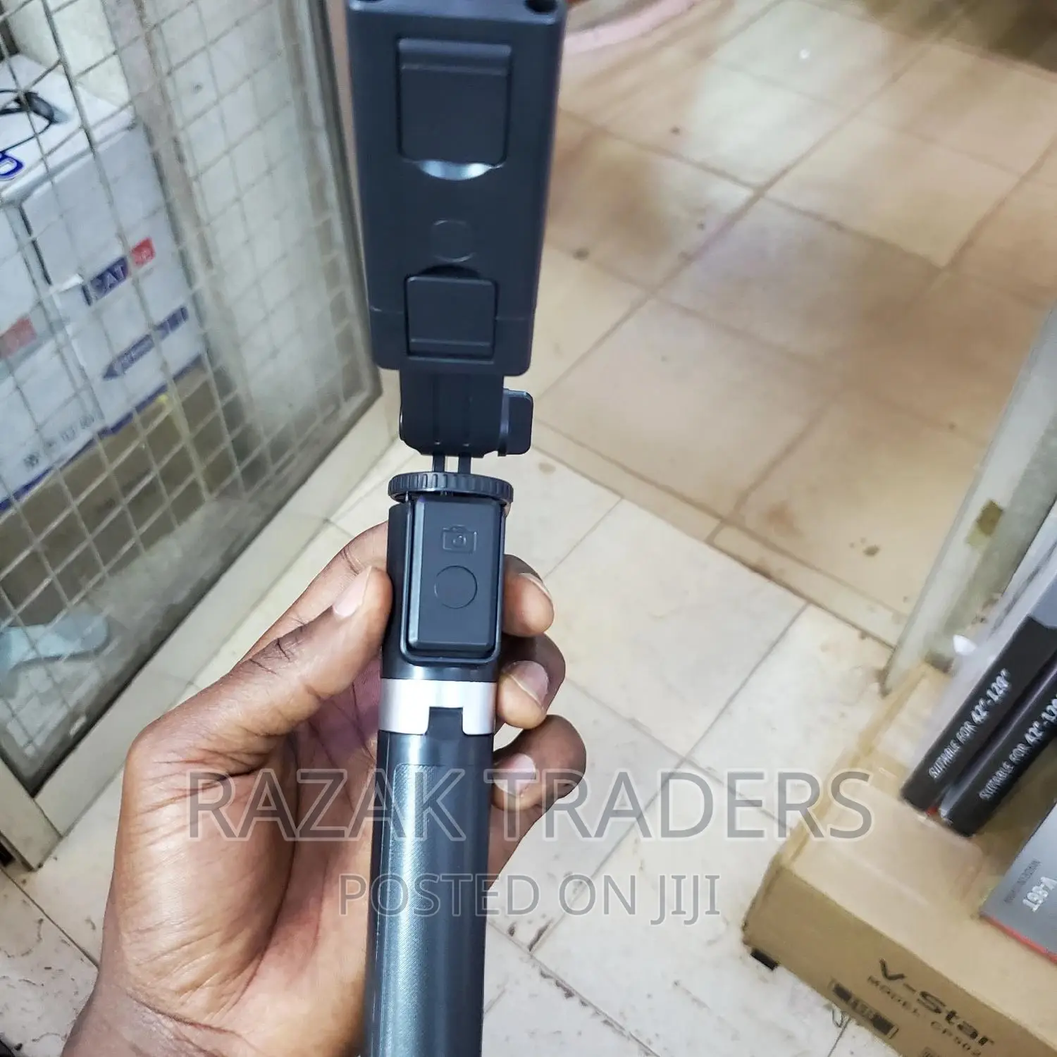 3-in-1 Multifunctional Selfie Stick Tripod Stand