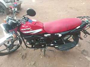 Hero Hunter 125 2022 Red