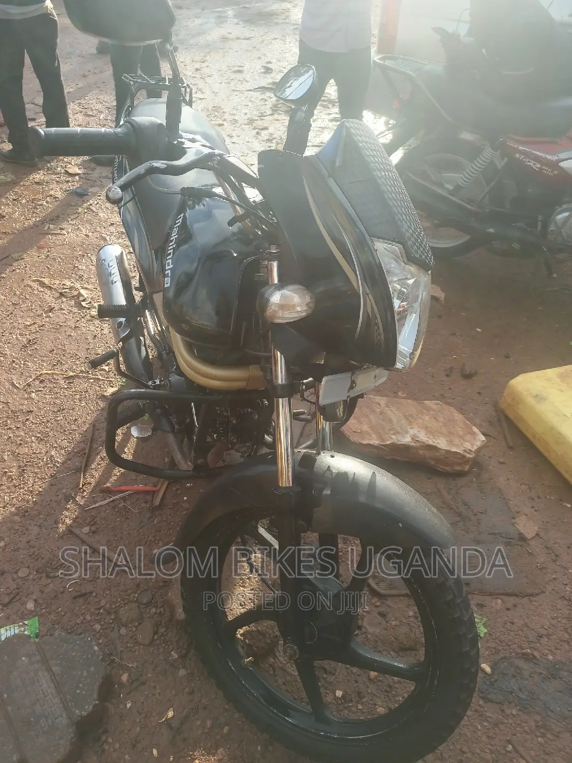 Mahindra Centuro 2019 Black