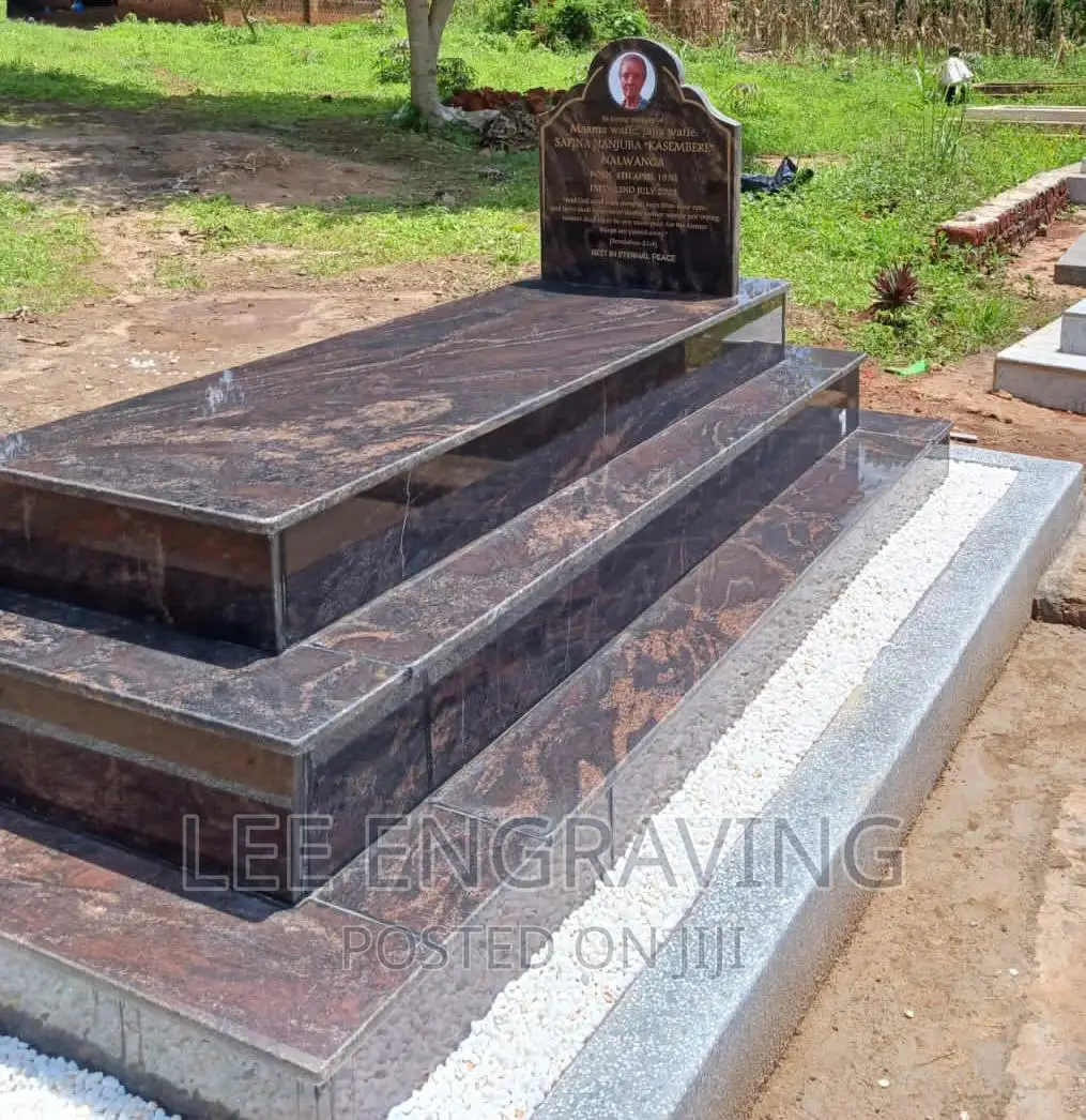 Lee Engraver and Construction LTD