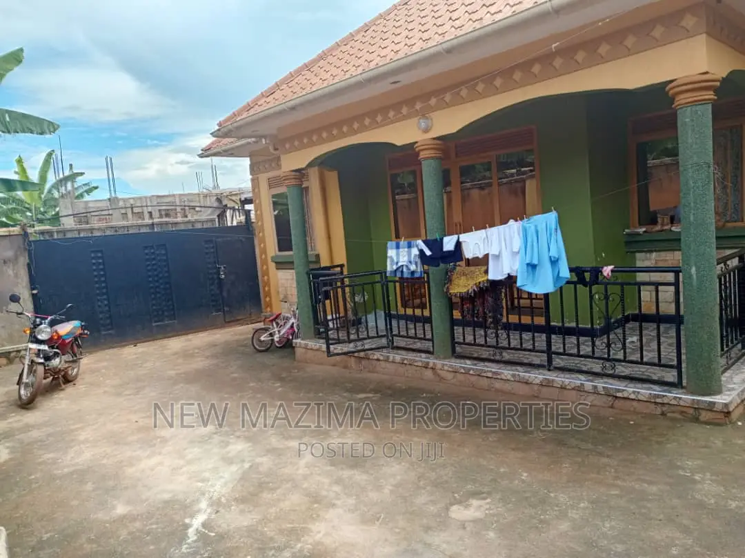 3bdrm Bungalow in Nansana Bujjuko, Central Division for sale