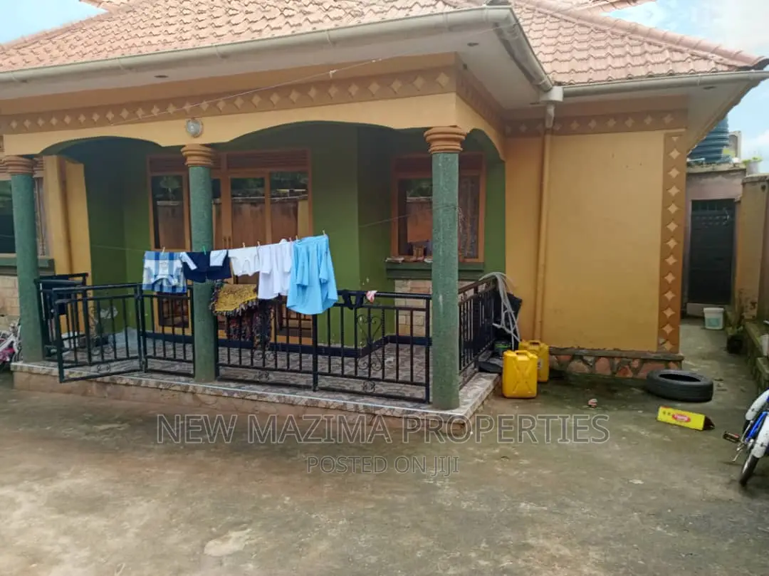 3bdrm Bungalow in Nansana Bujjuko, Central Division for sale