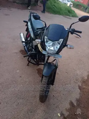Mahindra Centuro 2017 Black