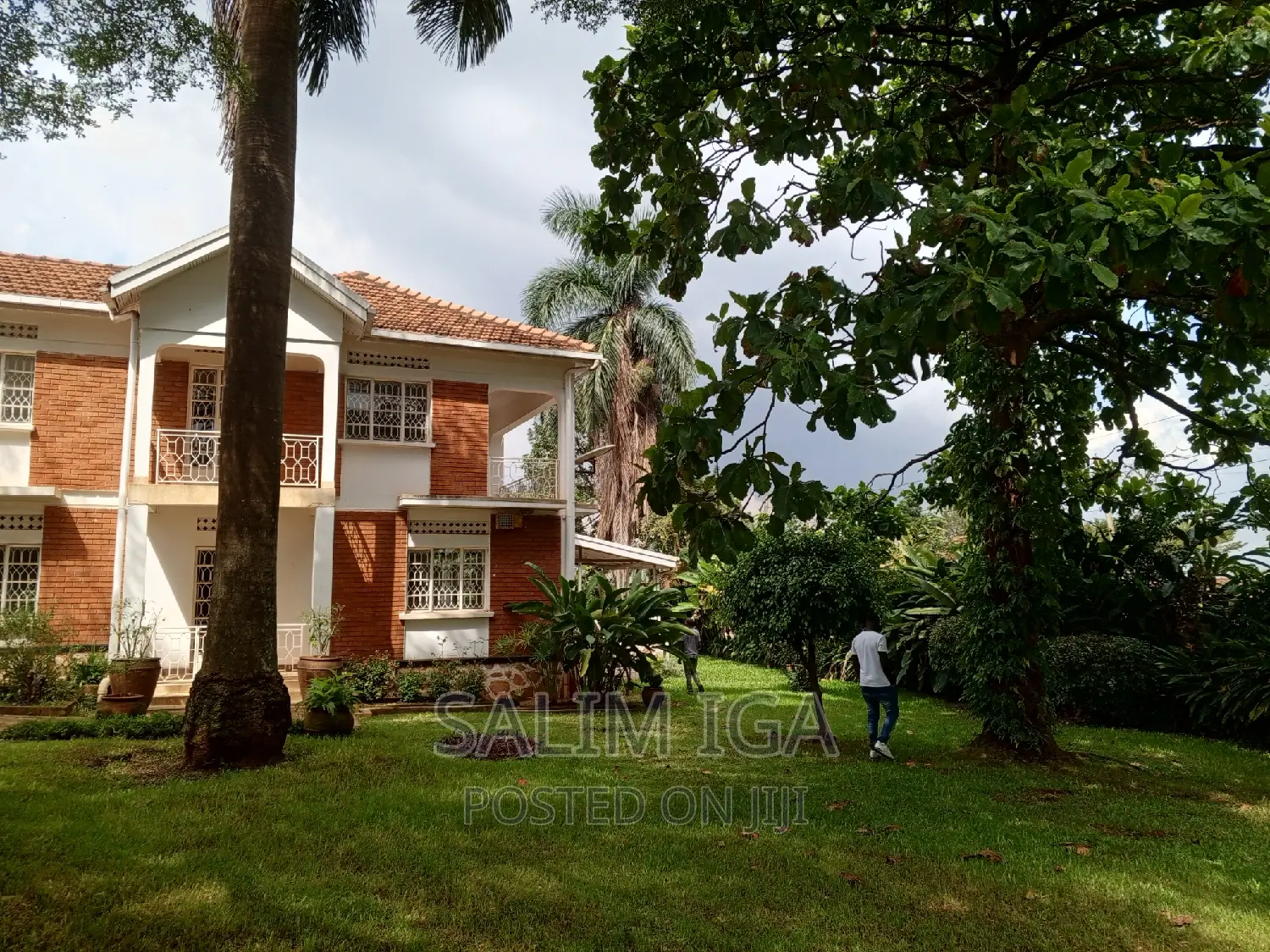 4bdrm Duplex in Kololo Property, Central Division for sale