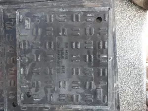 30×30 Heavy Duty FIBRE Manhole Covers Class B125