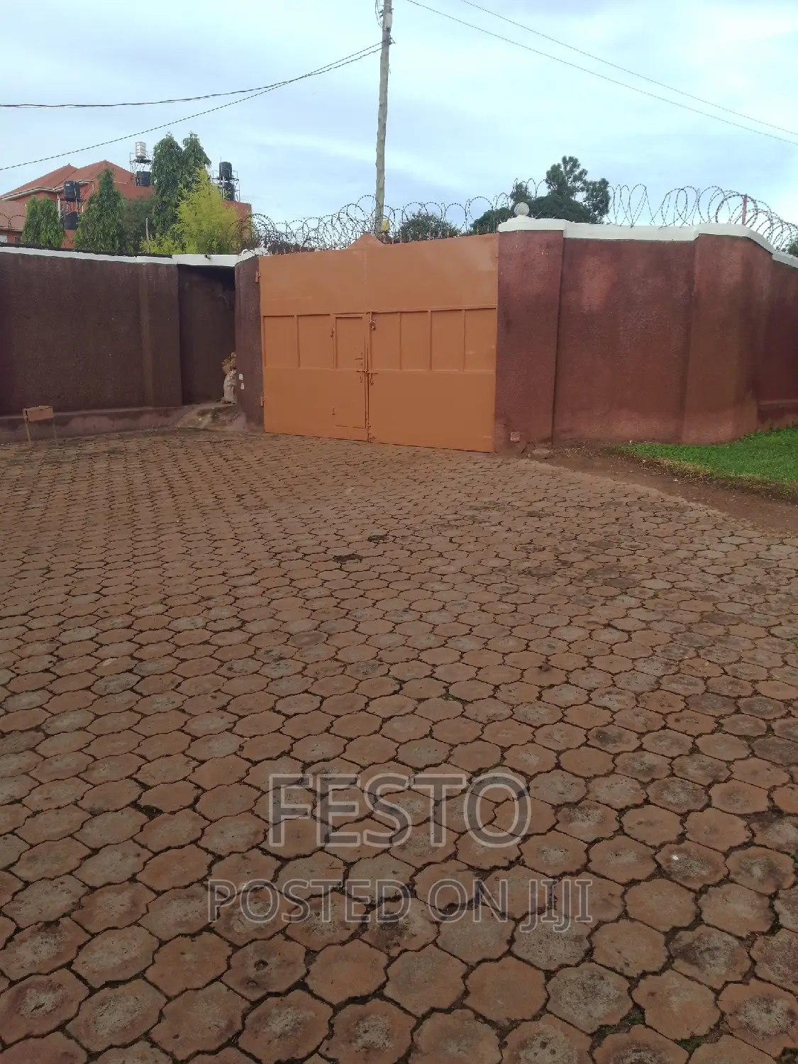 1bdrm Room & Parlour in Hoima for rent