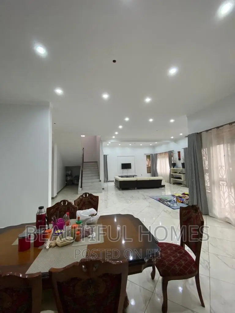 Furnished 5bdrm Mansion in Kitenda, Central Division for sale