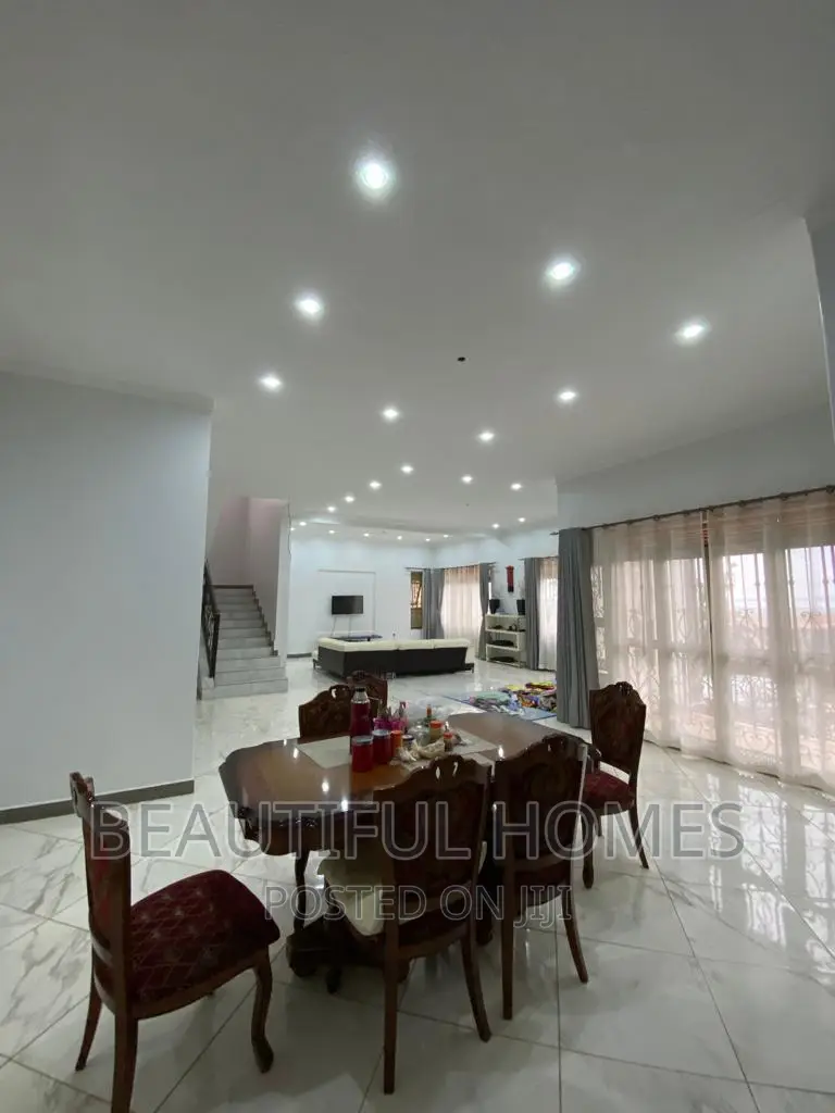 Furnished 5bdrm Mansion in Kitenda, Central Division for sale