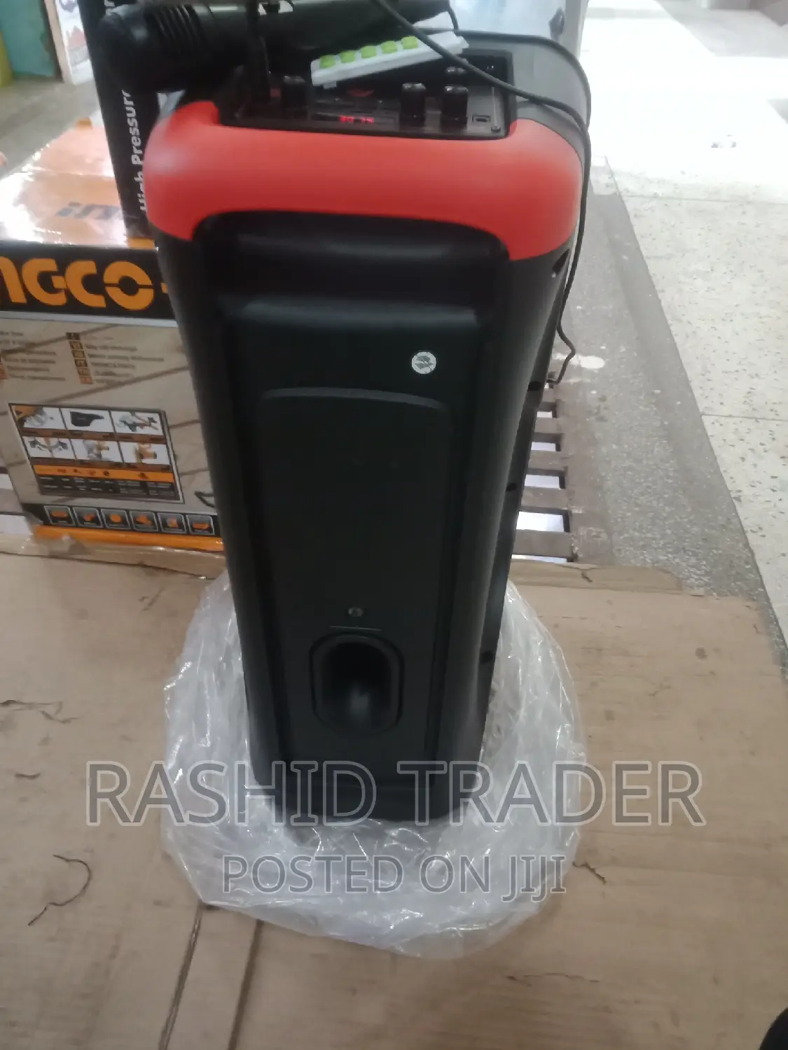 Rechargeable Wireless Speaker With Microphone