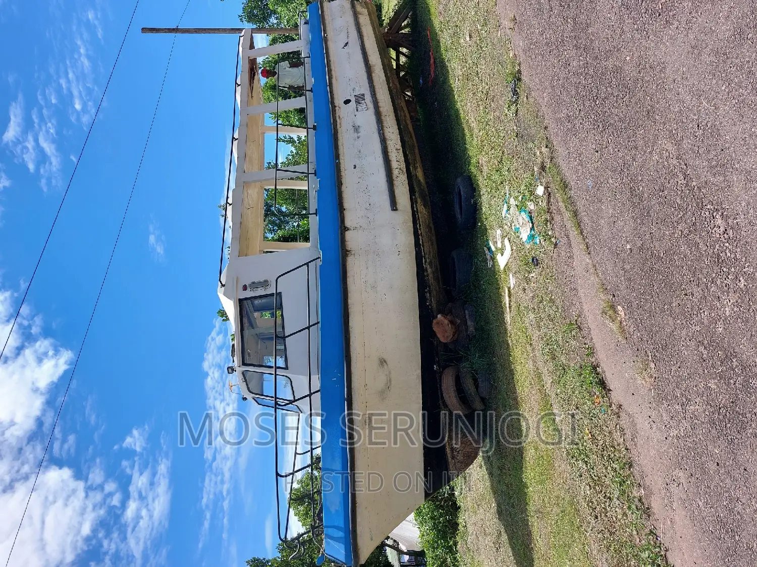 Boat for Sell Can Carry Above 20 Pipo