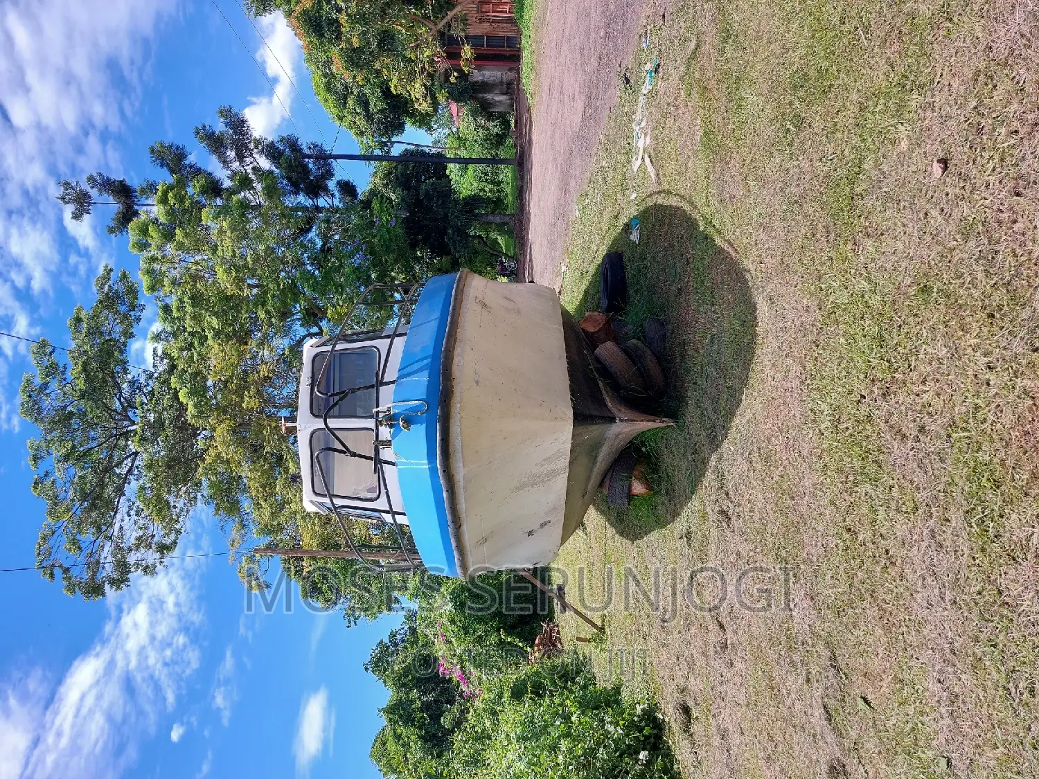 Boat for Sell Can Carry Above 20 Pipo