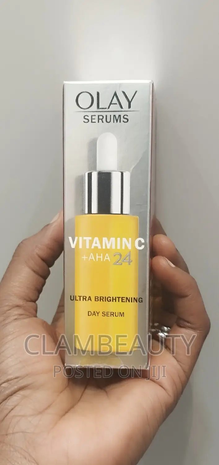 Olay Day Serum Ultra Brightening Vitamin C Plus AHA 24
