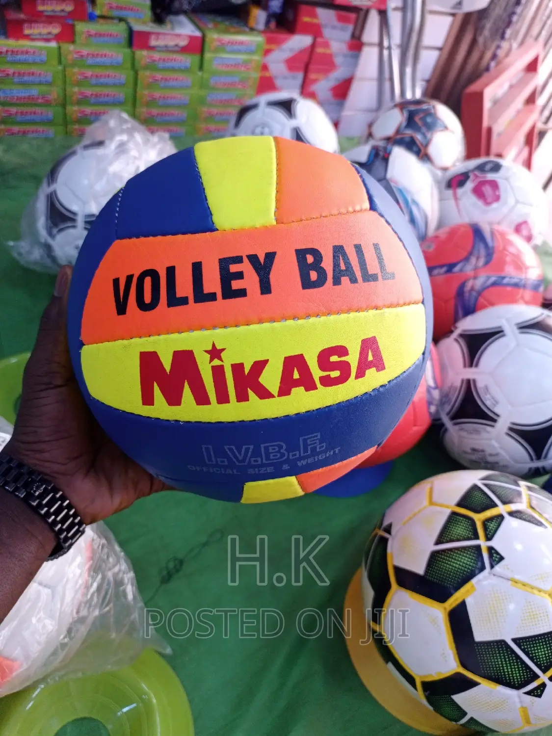 Volleyballs With Tube