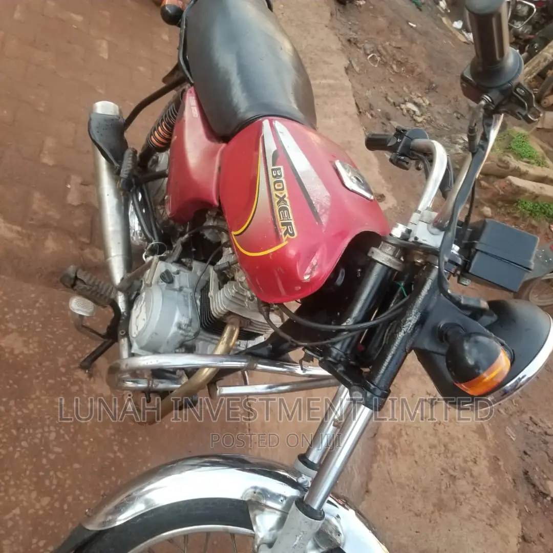 Bajaj Boxer 2016 Red
