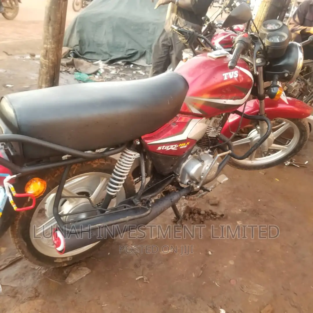 TVS HLX 125 2022 Red