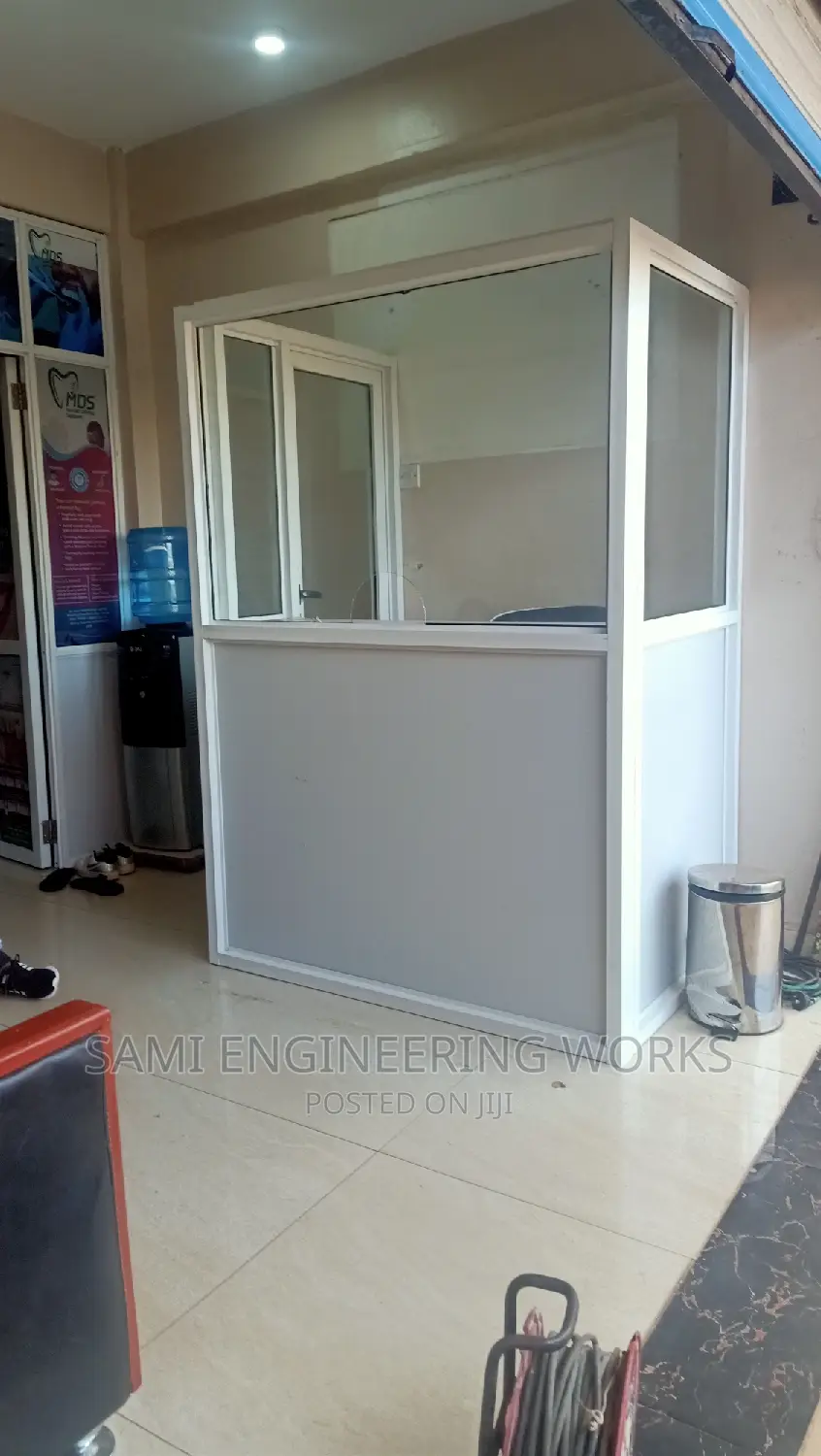 Aluminum Partitioning Reception