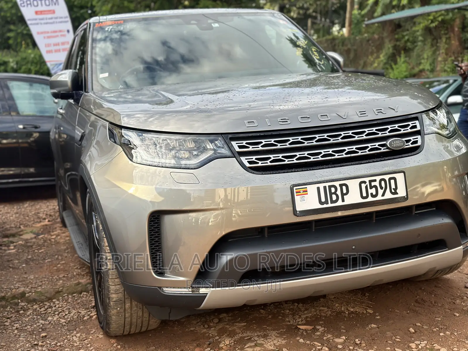 Land Rover Discovery 2019 Gray