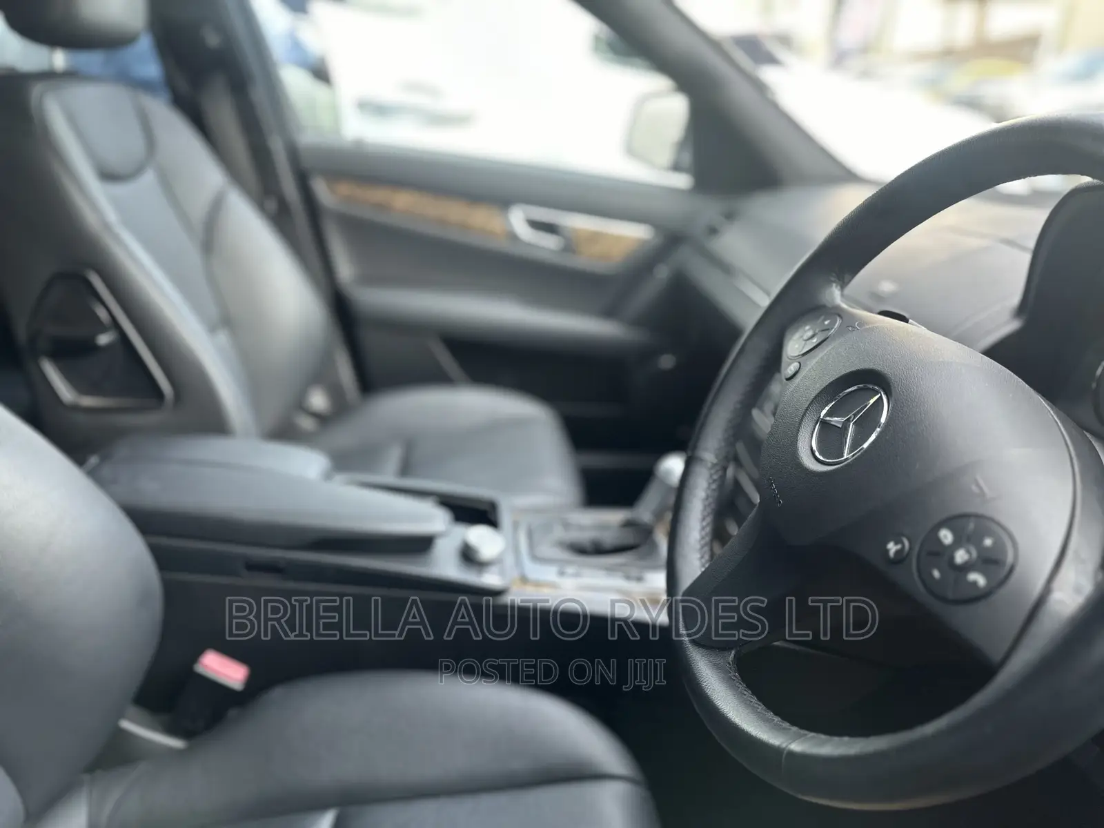 Mercedes-Benz C200 2011 Silver