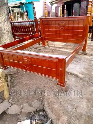 Photo - Brown Mat Design 5*6 Bed