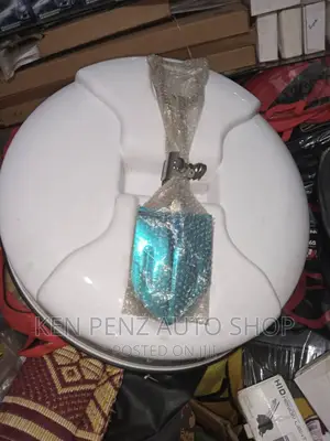 Car Spare Tyre Cover and Its Spade