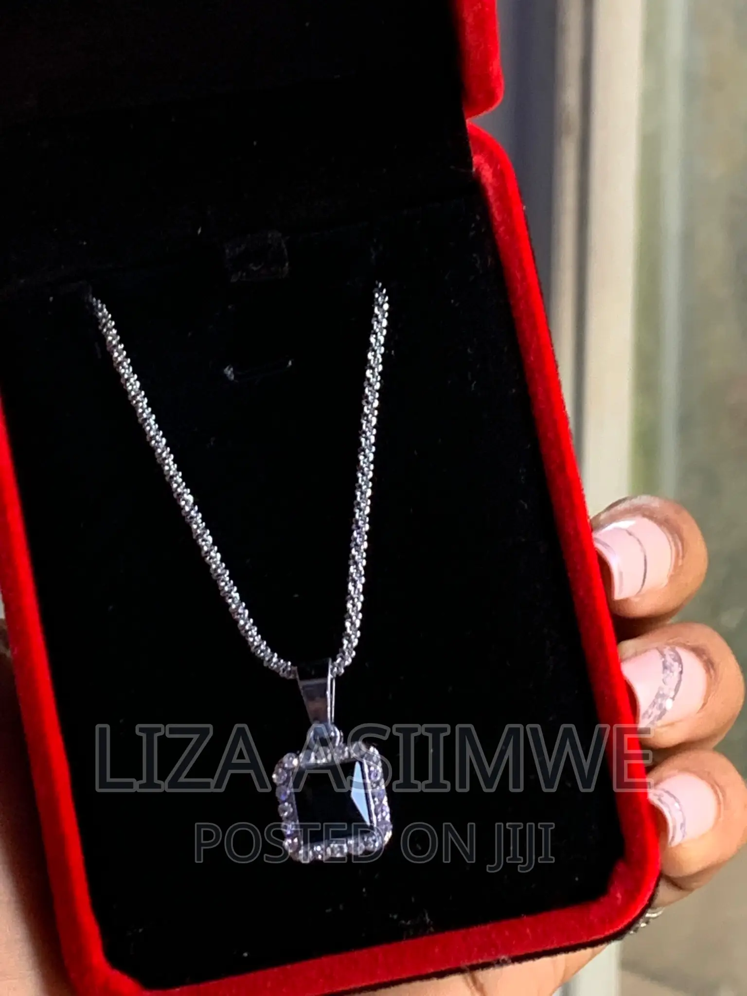 Lady’S Necklaces