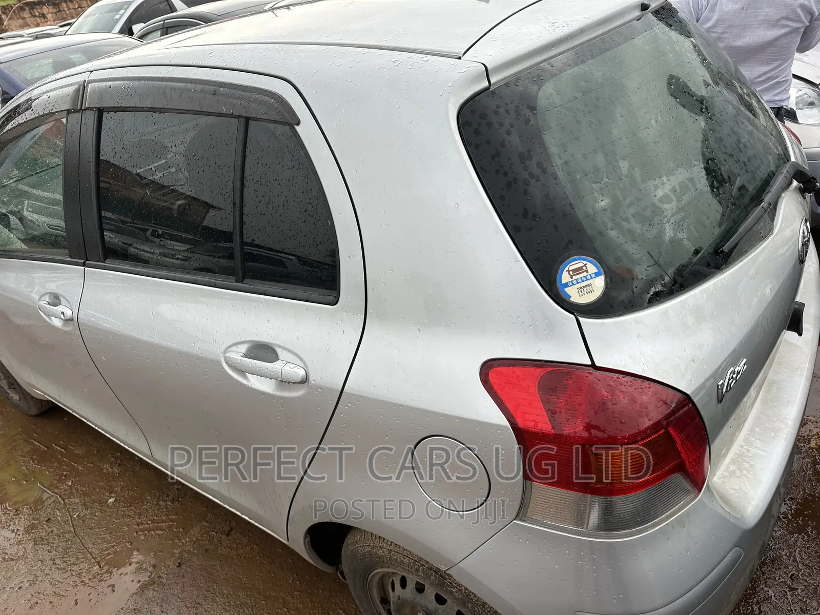 Toyota Vitz 1.3 AWD 5dr 2009 Blue
