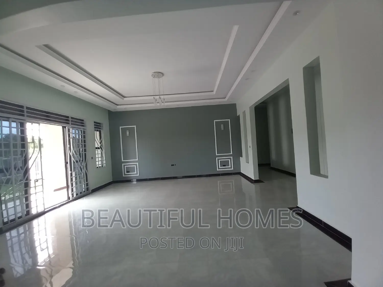 Furnished 5bdrm Bungalow in Kira Ministers, Central Division for sale