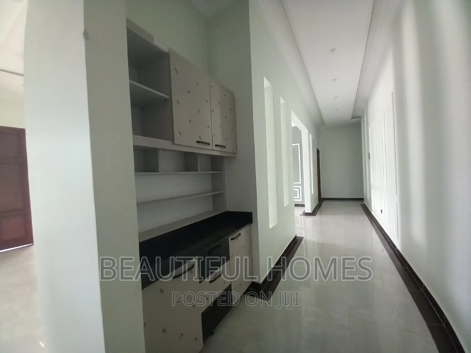 Furnished 5bdrm House in Kira Spacious Home for sale
