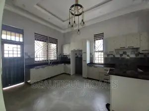 Furnished 5bdrm Mansion in Kira First Class for sale