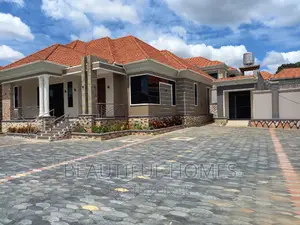 Furnished 5bdrm House in Kira for sale