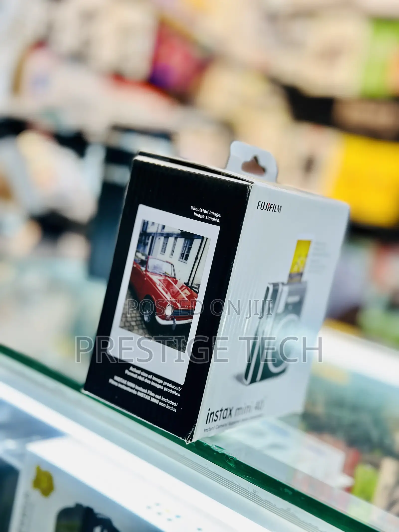 Fujifilm Instax Mini 40 Instant Camera / Polaroid Camera