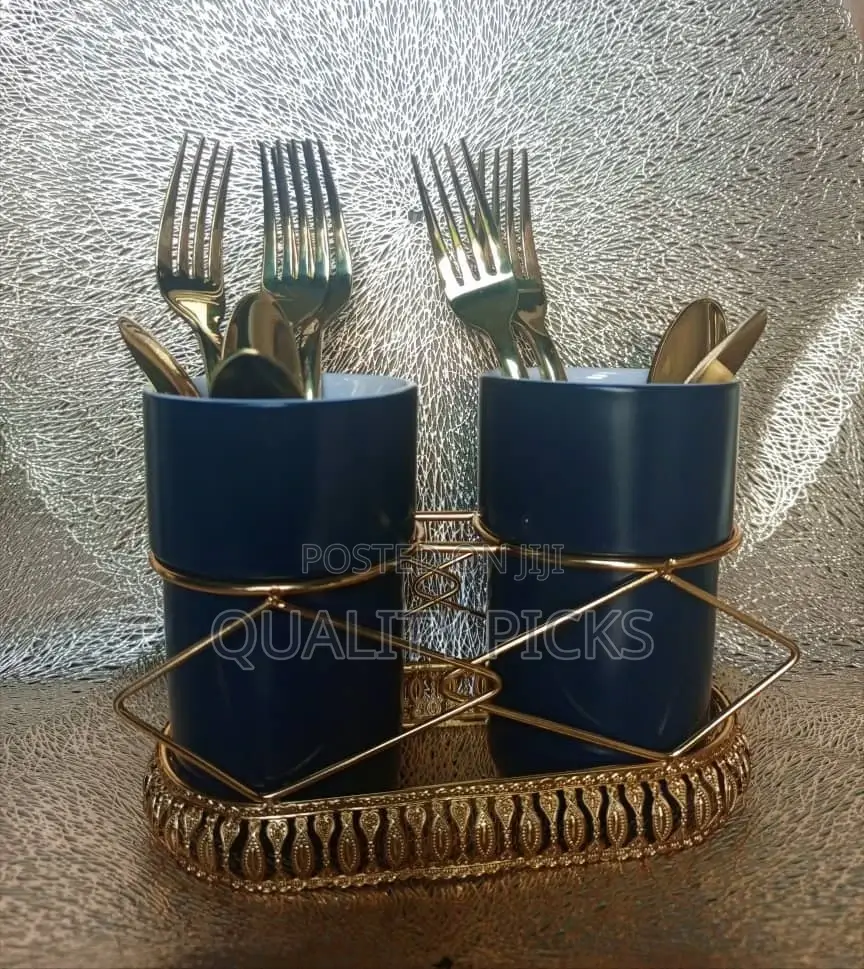 Mounted Cutlery Holder
