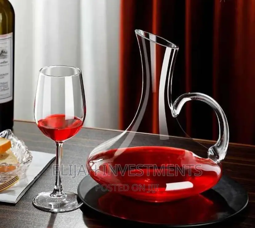 Wine Decanter With 6 Glasses